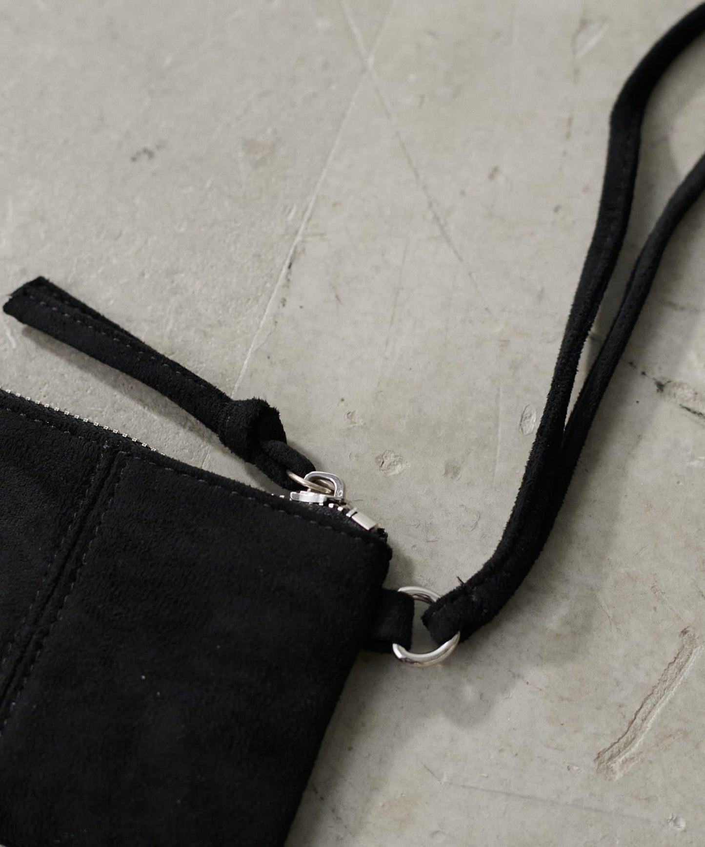 ［限定］仿麂皮迷你斜挎包