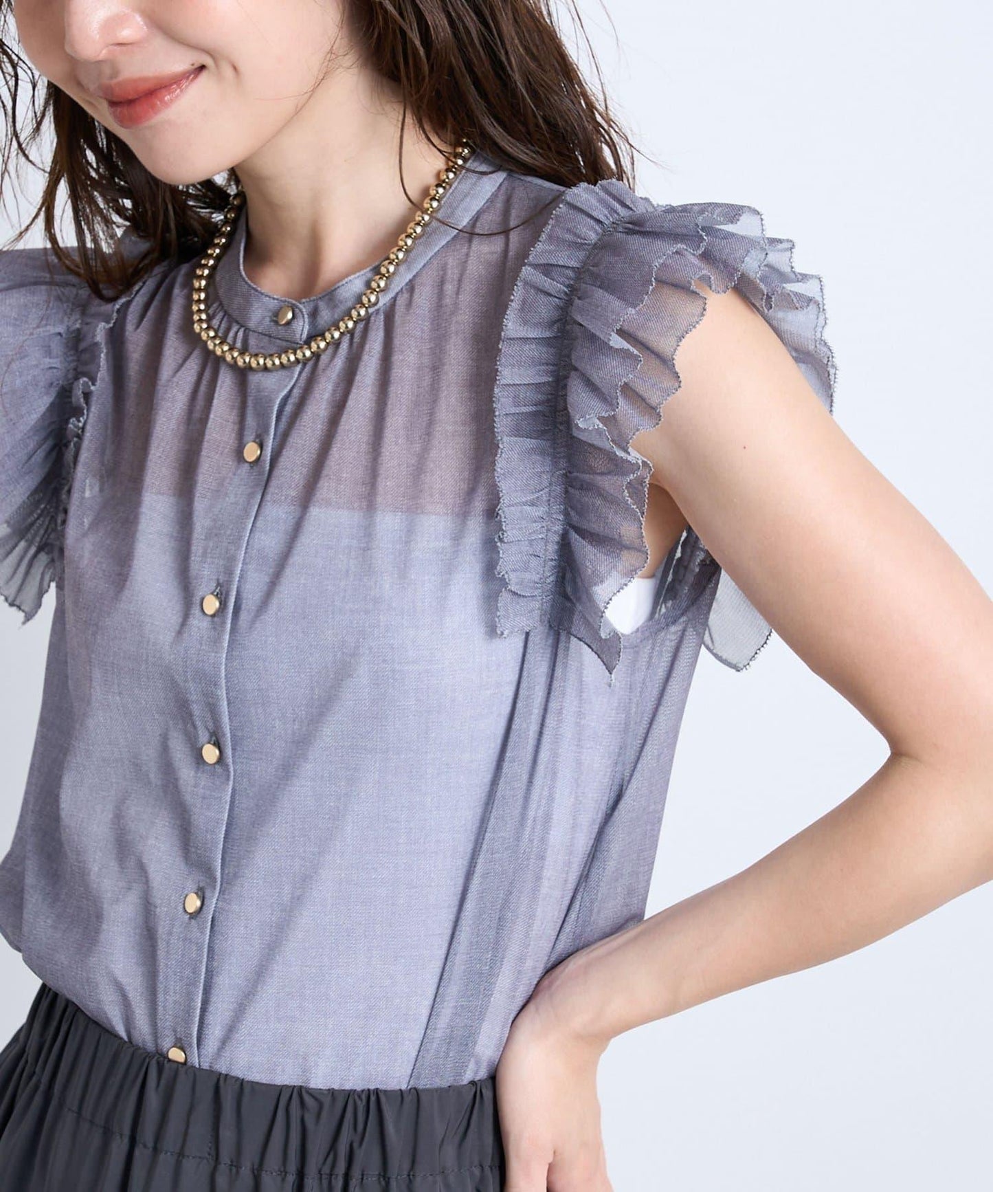 牛仔風網紗荷葉邊襯衫