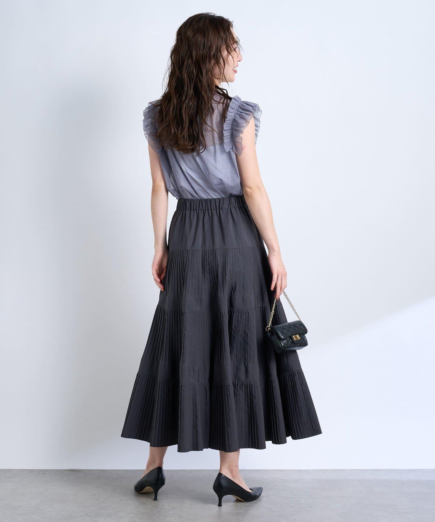 牛仔風網紗荷葉邊襯衫