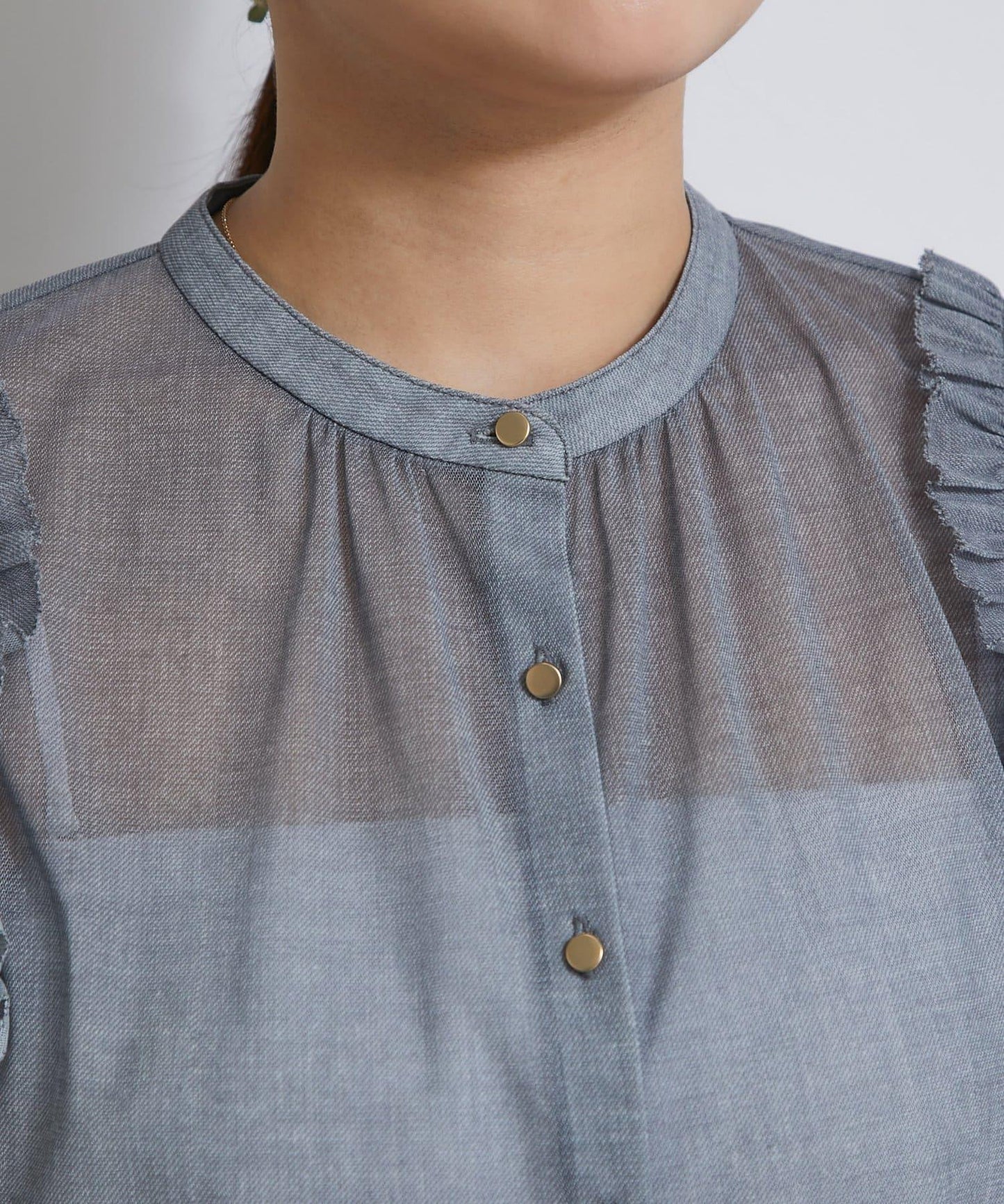 牛仔風網紗荷葉邊襯衫