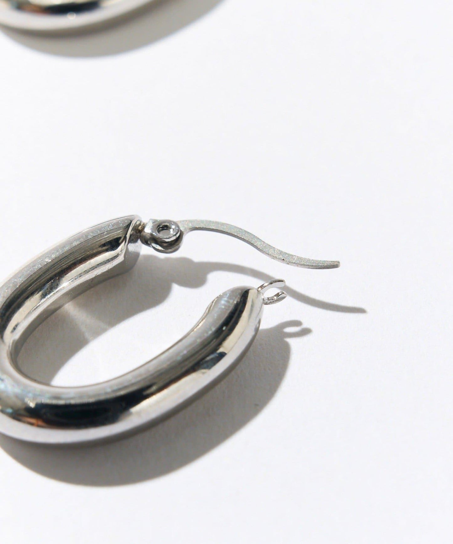 【R.good(艾爾點古德)】橢圓形耳環