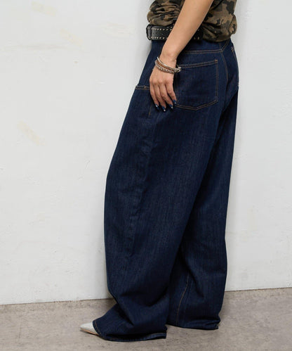 斜口袋修身牛仔褲