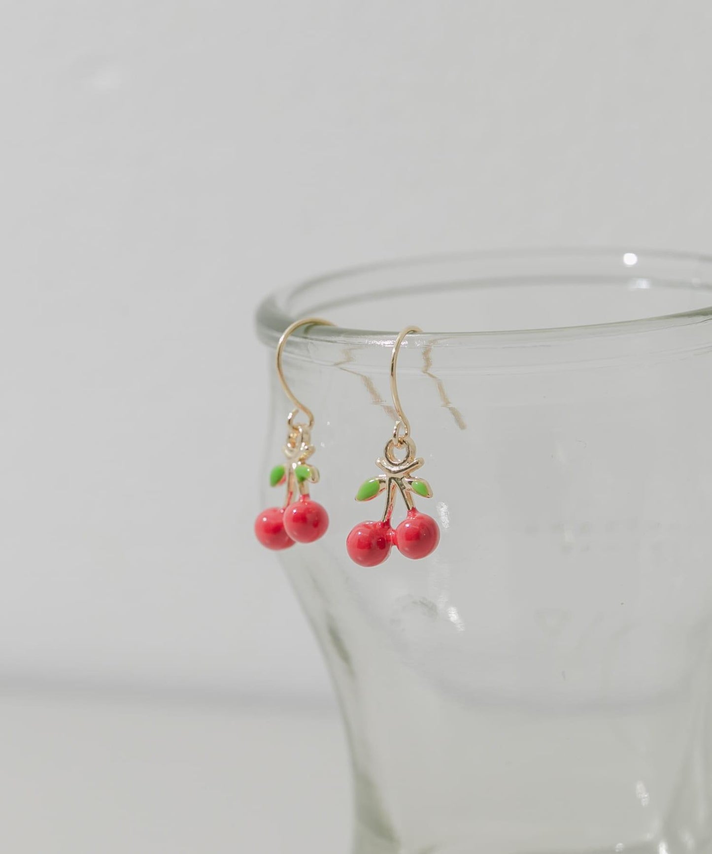 櫻桃造型掛鉤耳環