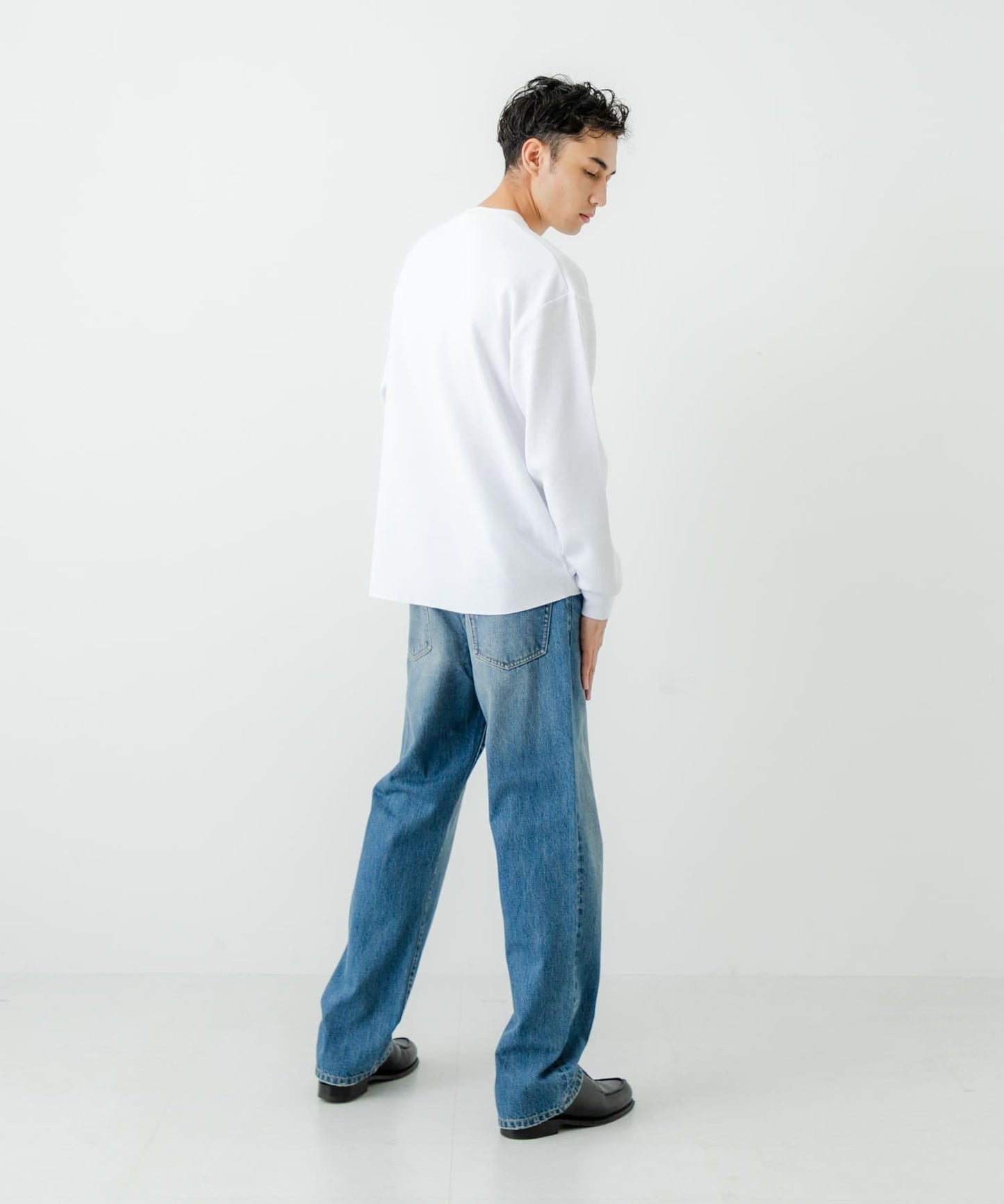 13.5盎司牛仔直筒褲
