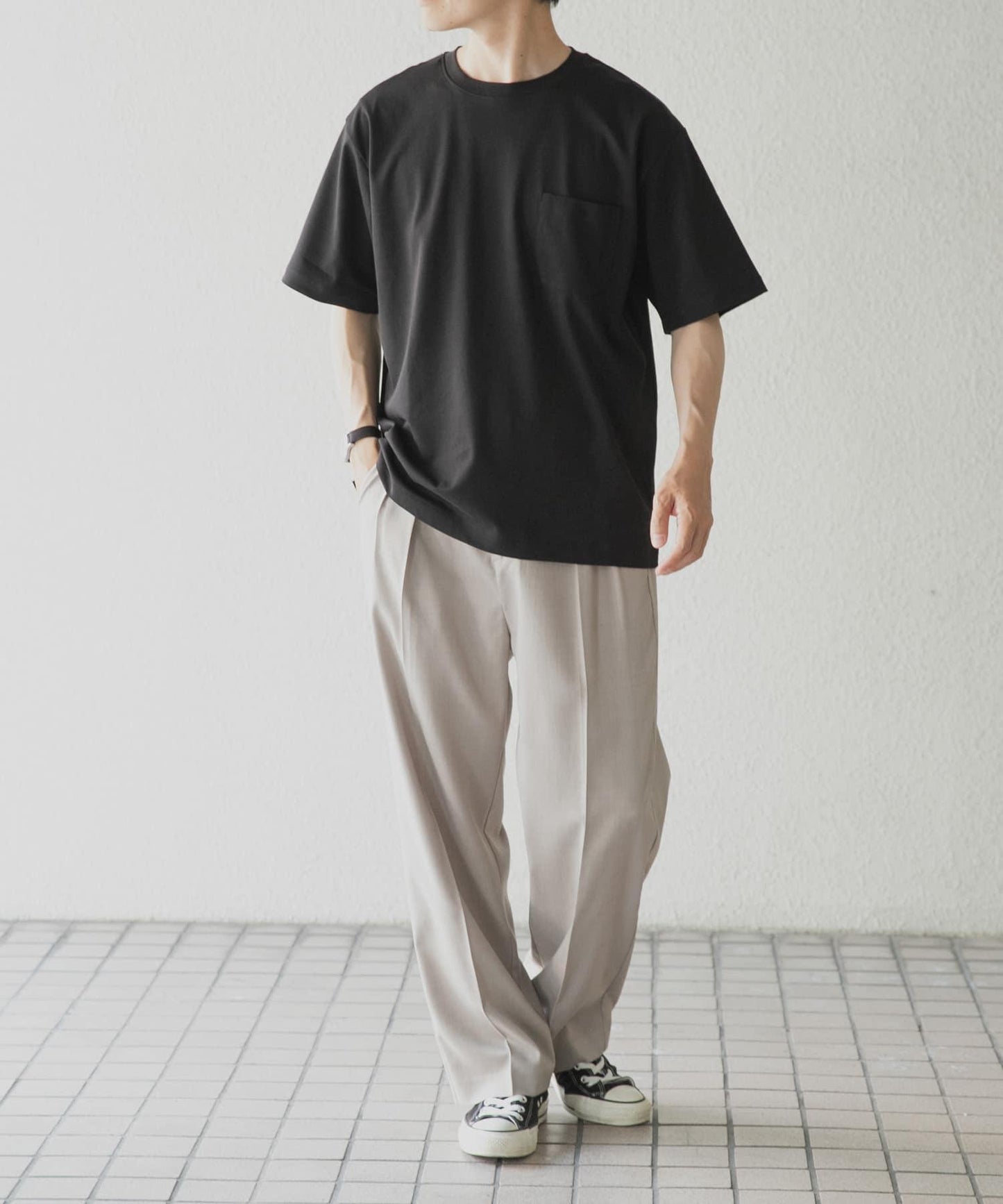 精梳棉圓領口袋T恤
