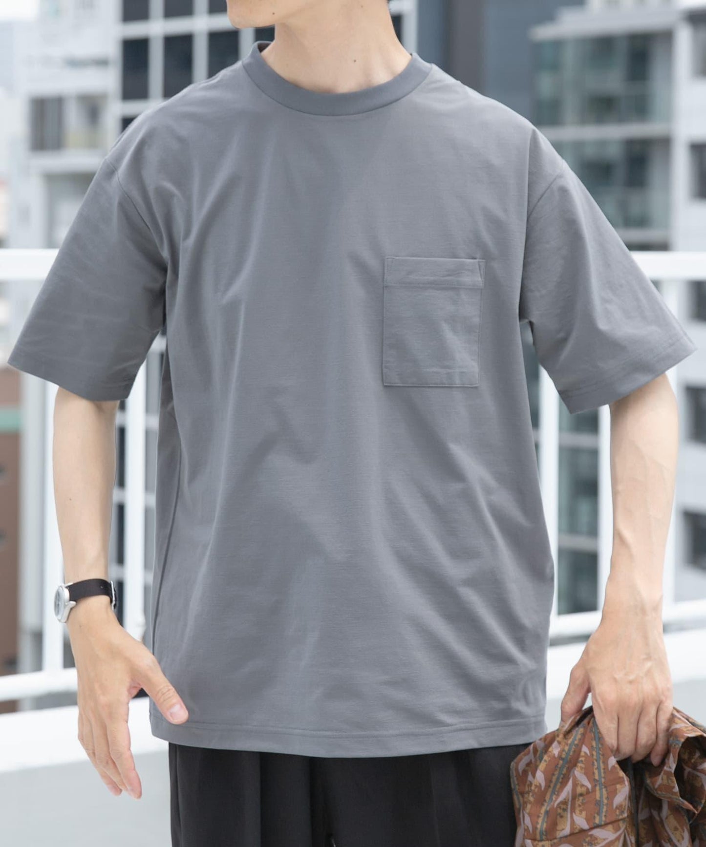 接觸冷感高彈力T恤