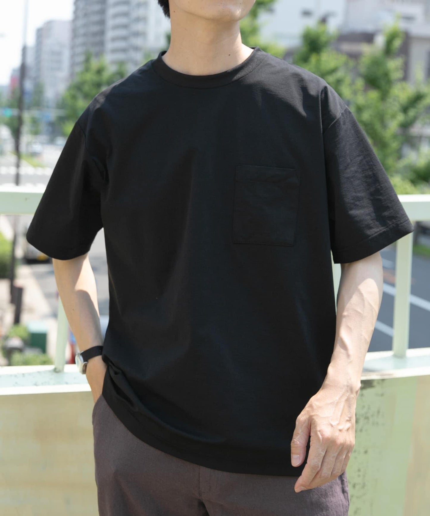 接觸冷感高彈力T恤