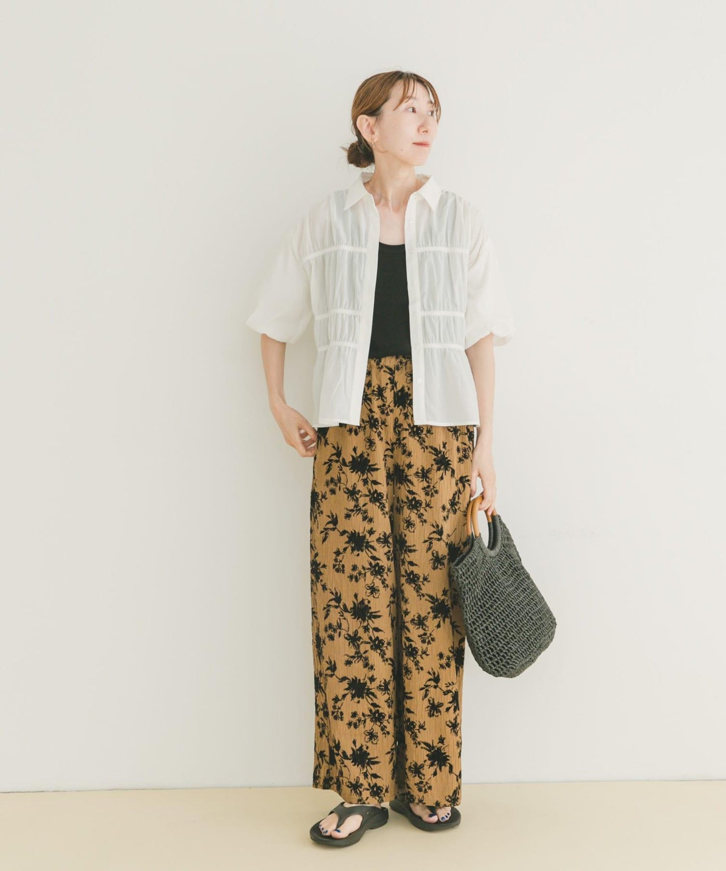 褶皺半袖襯衫