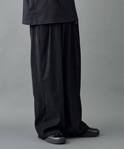 2褶寬鬆直筒西褲褲子