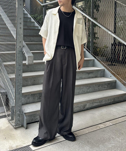 2褶寬鬆直筒西褲褲子