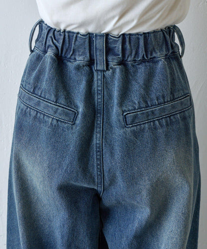超寬鬆牛仔褲