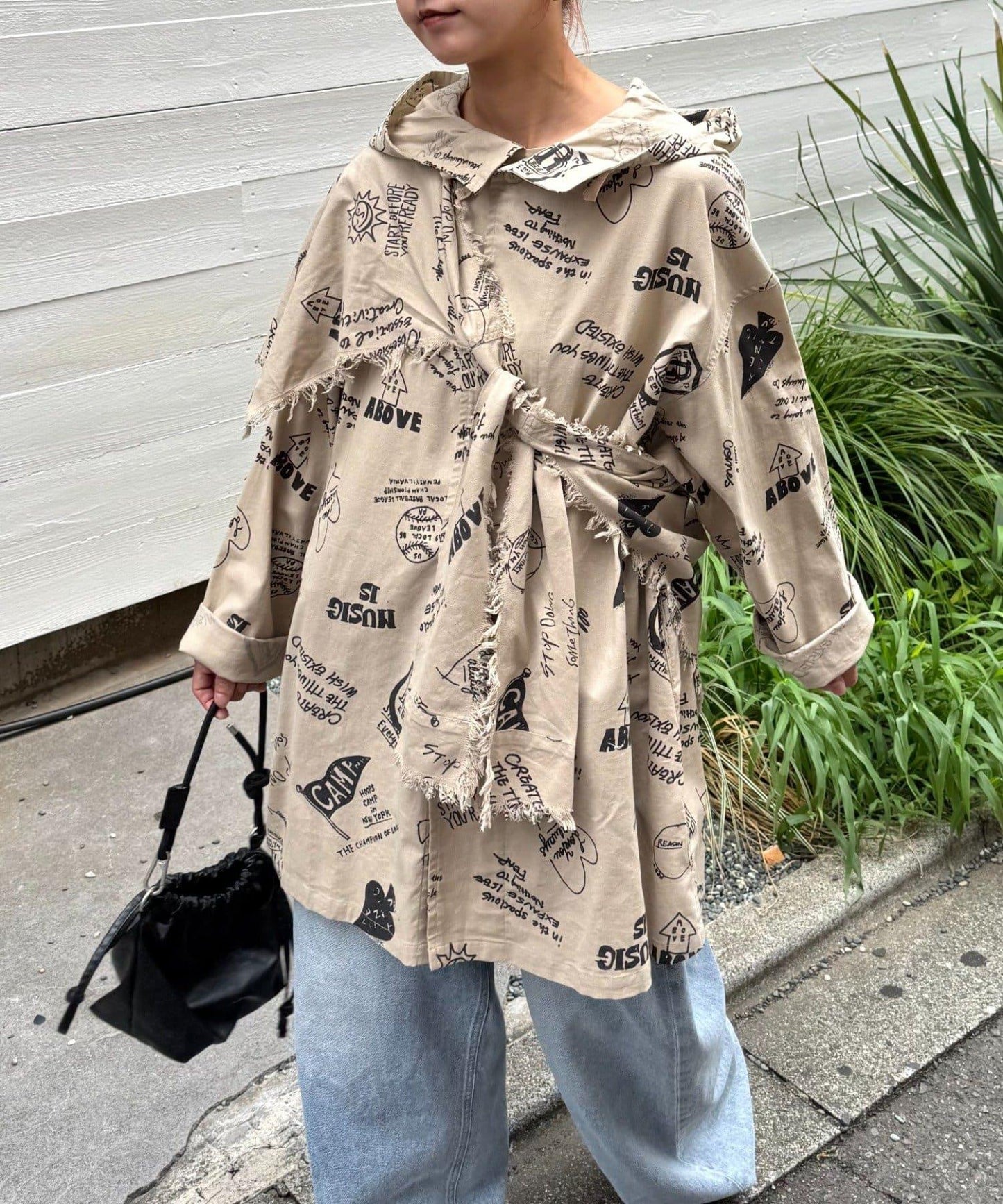 【SOUNDSGOOOOD】（套裝商品）繪畫睡眠連帽襯衫外套＆多功能裙