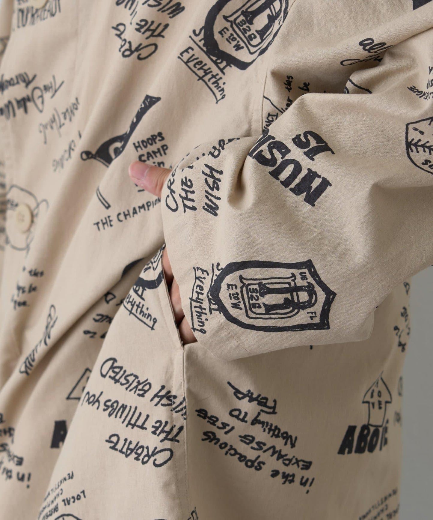 【SOUNDSGOOOOD】（套裝商品）繪畫睡眠連帽襯衫外套＆多功能裙