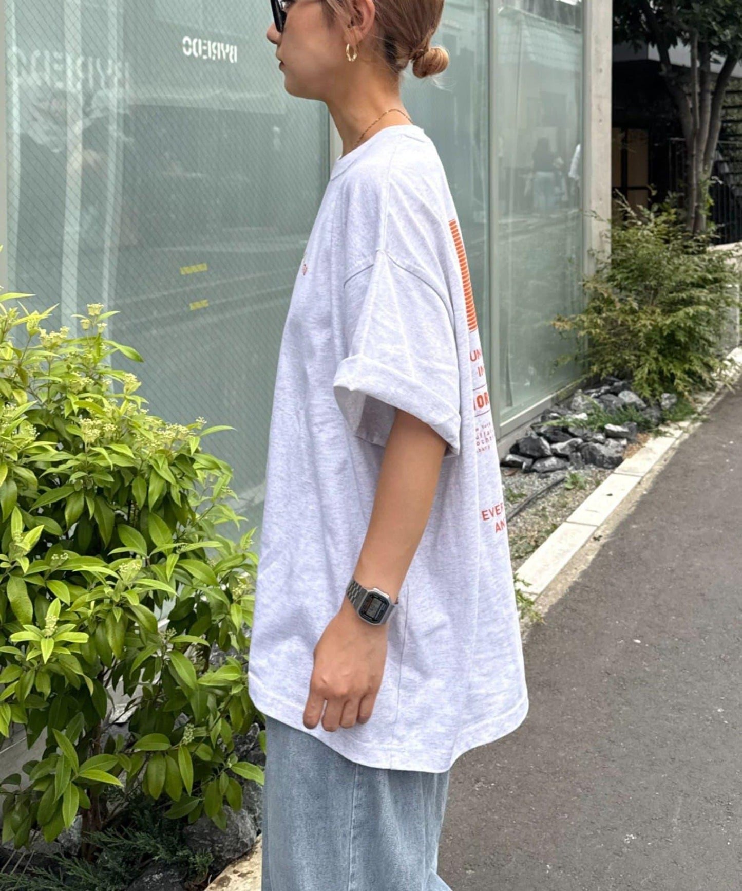 多色圖形印花T恤