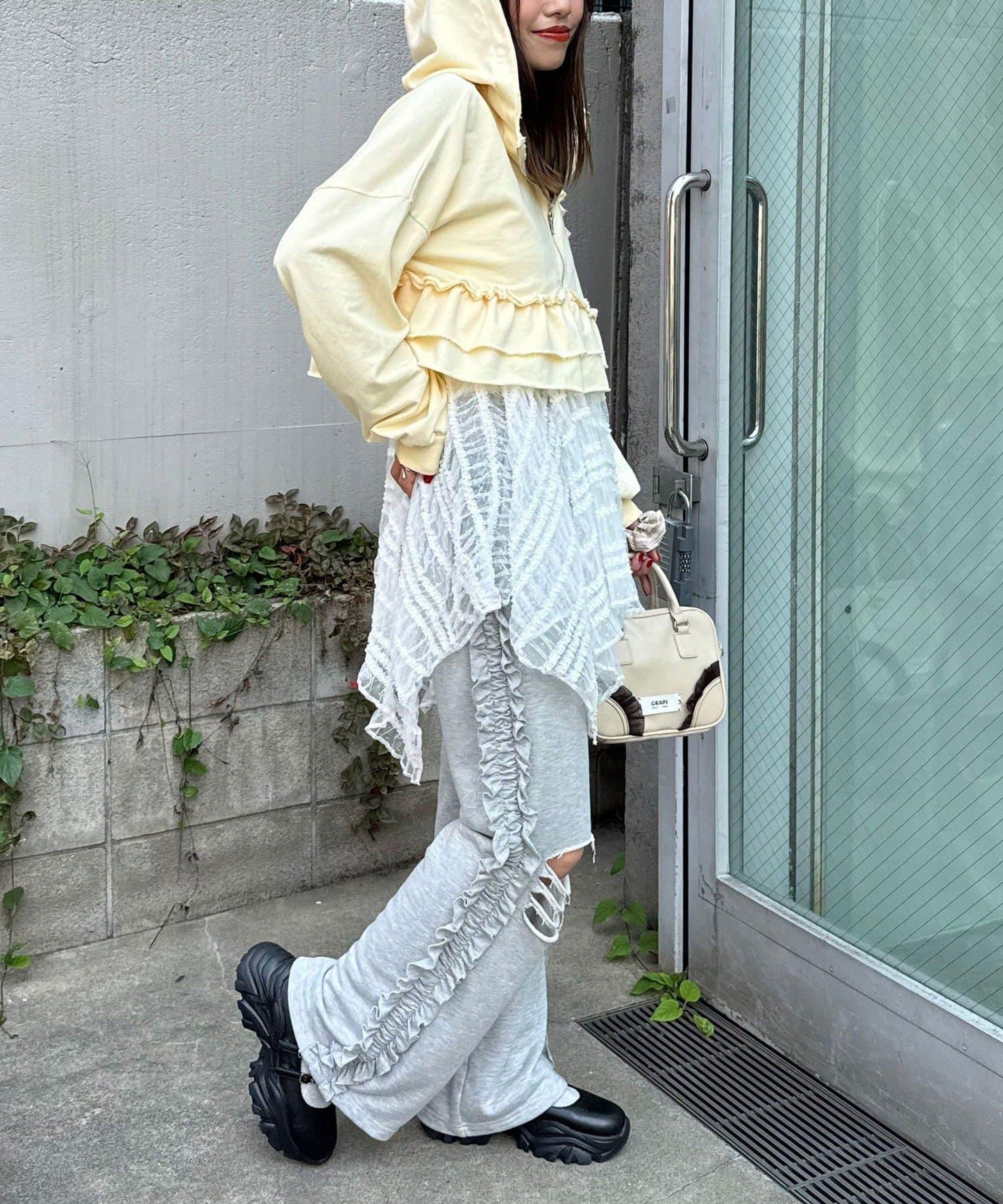 【Ciaopanic】CP標誌荷葉邊層疊破洞衛衣