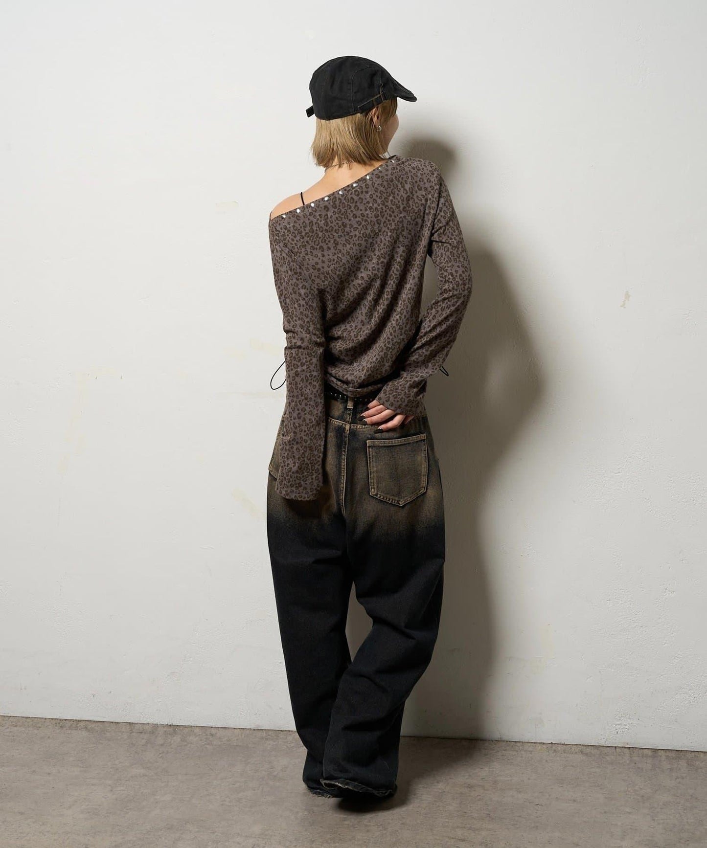 【AW】混搭鉚釘吊帶上衣