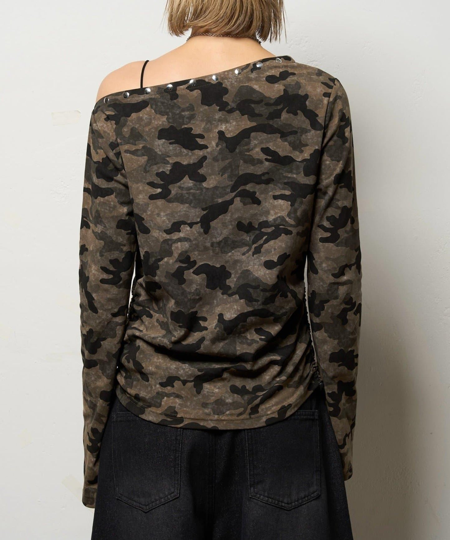 【AW】混搭鉚釘吊帶上衣