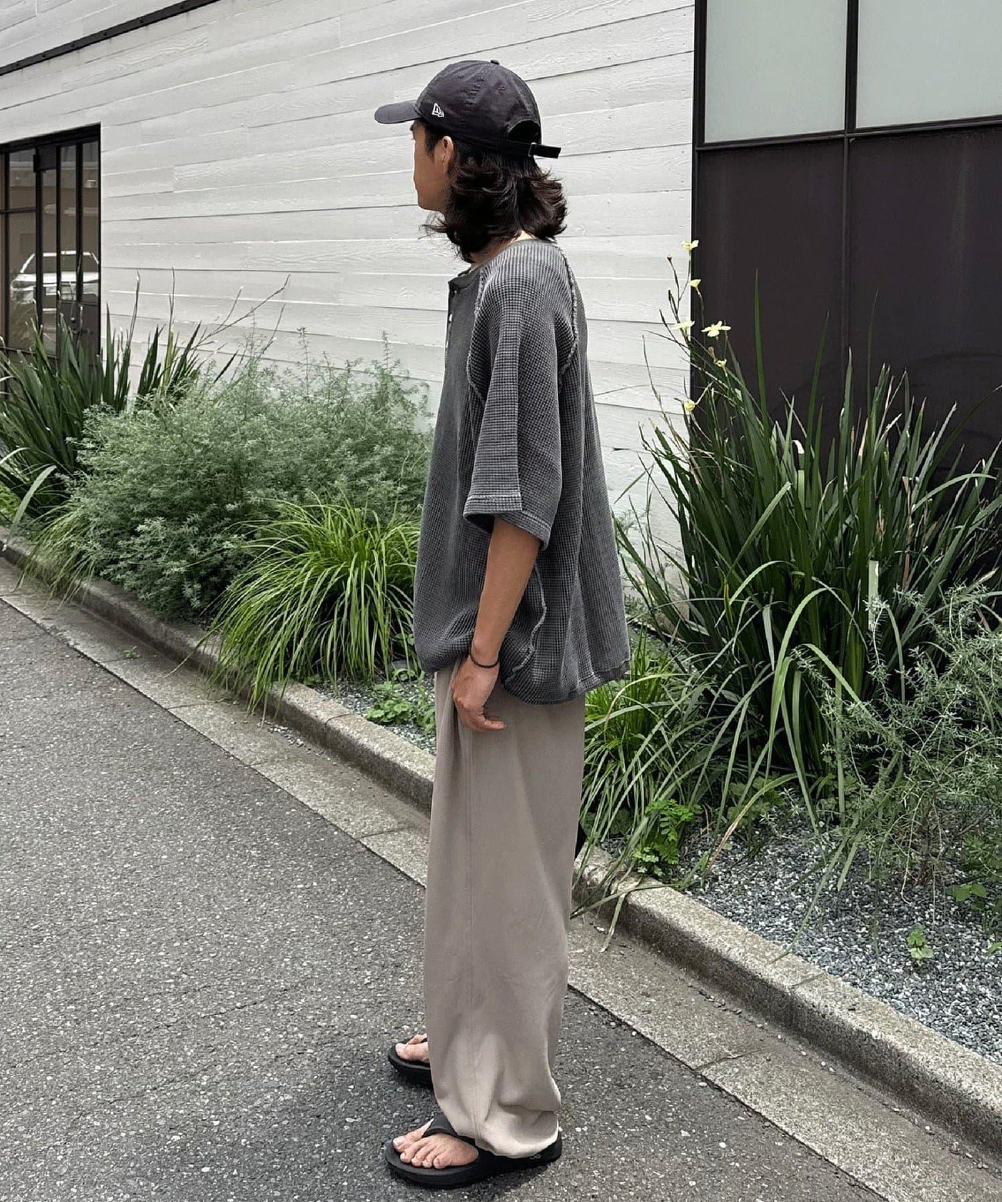 顏料呢華夫餅亨利領T恤