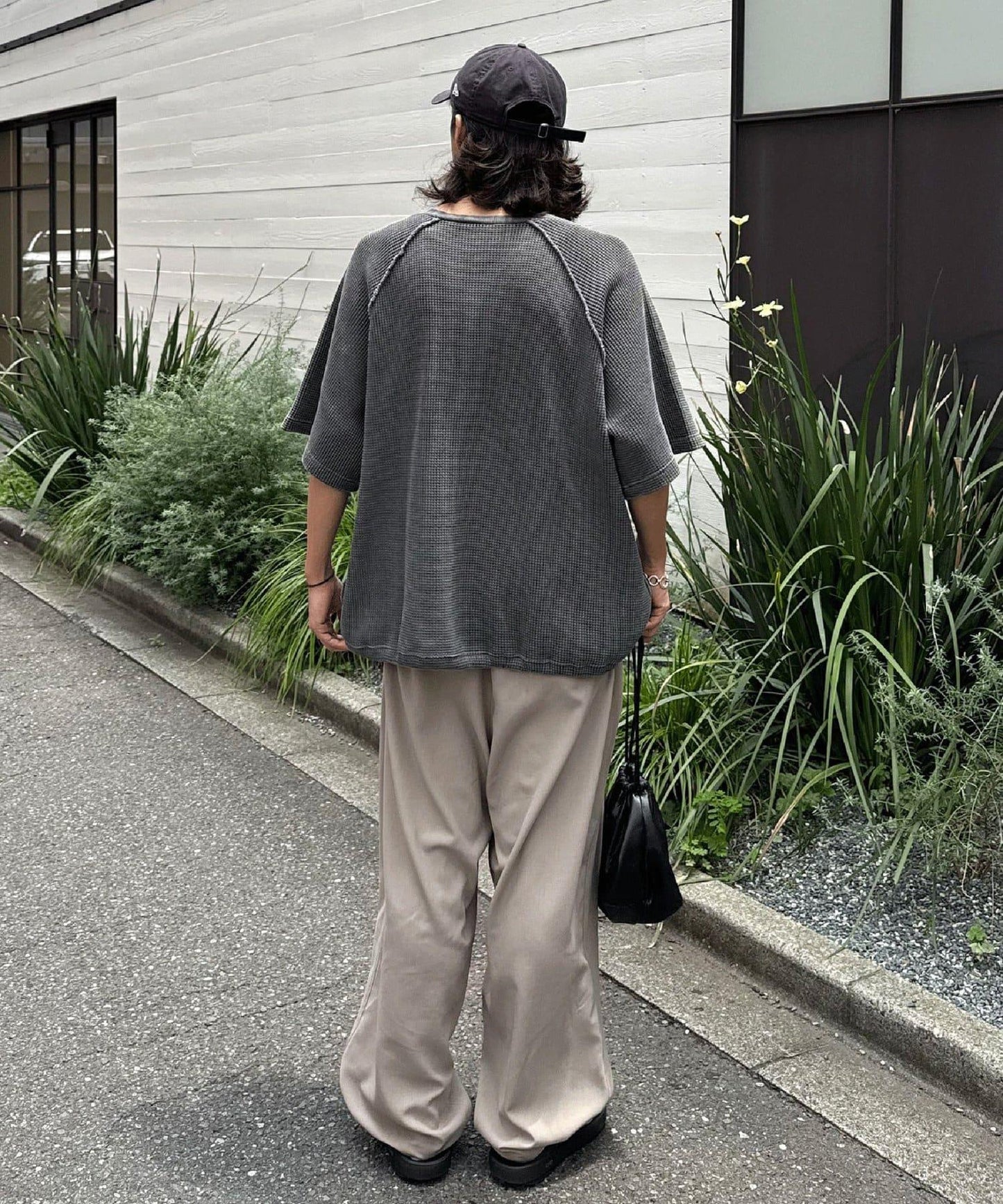 顏料呢華夫餅亨利領T恤