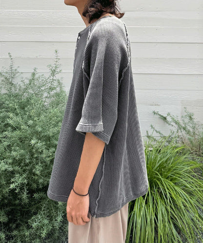 顏料呢華夫餅亨利領T恤