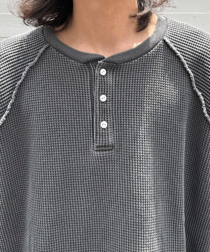 顏料呢華夫餅亨利領T恤