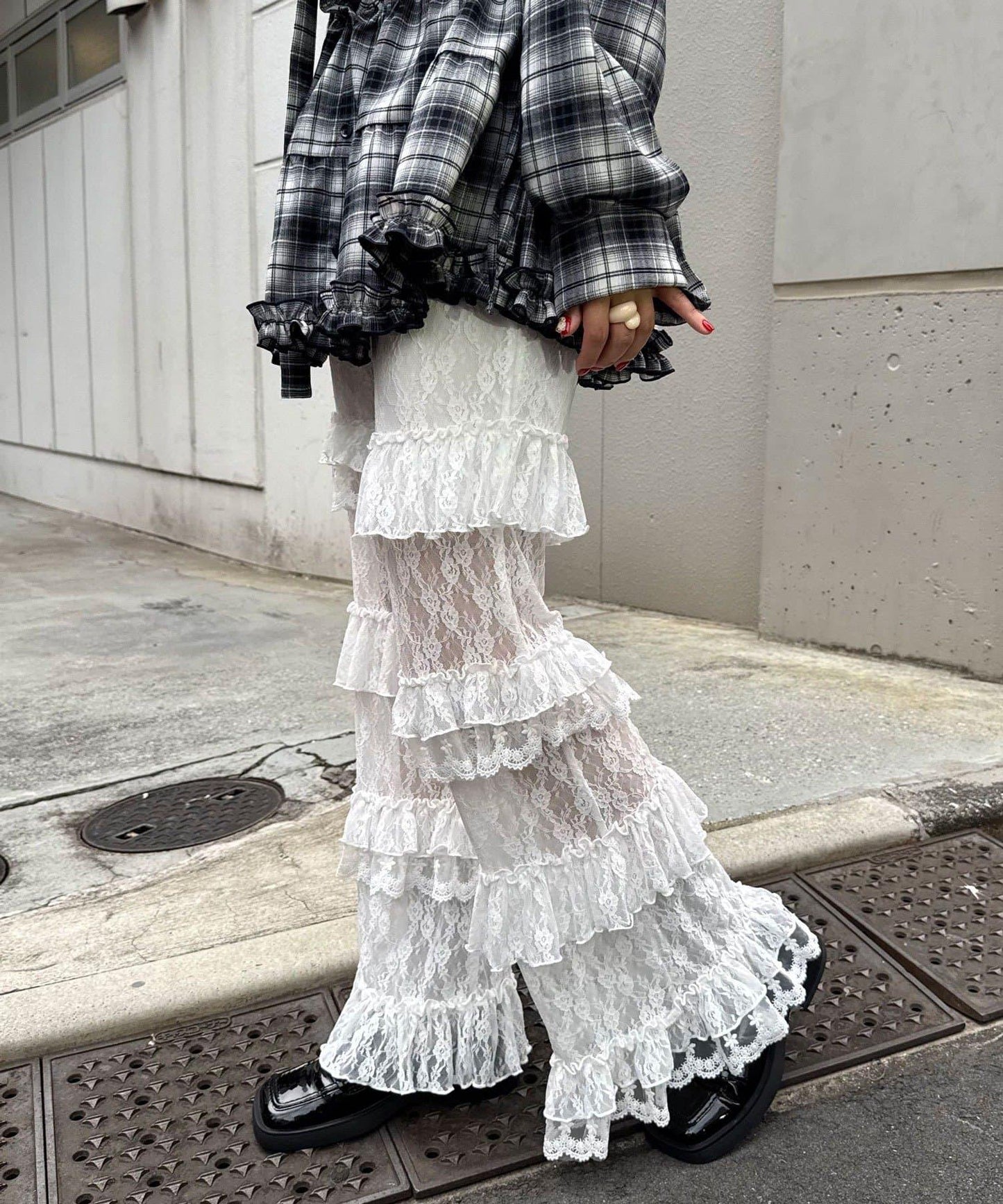 層疊蕾絲荷葉邊裙褲