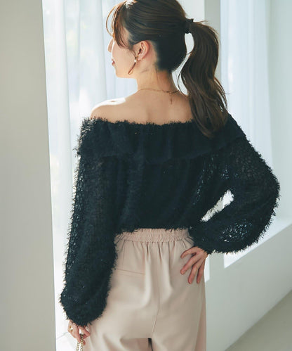 閃光羽毛提花荷葉領襯衫