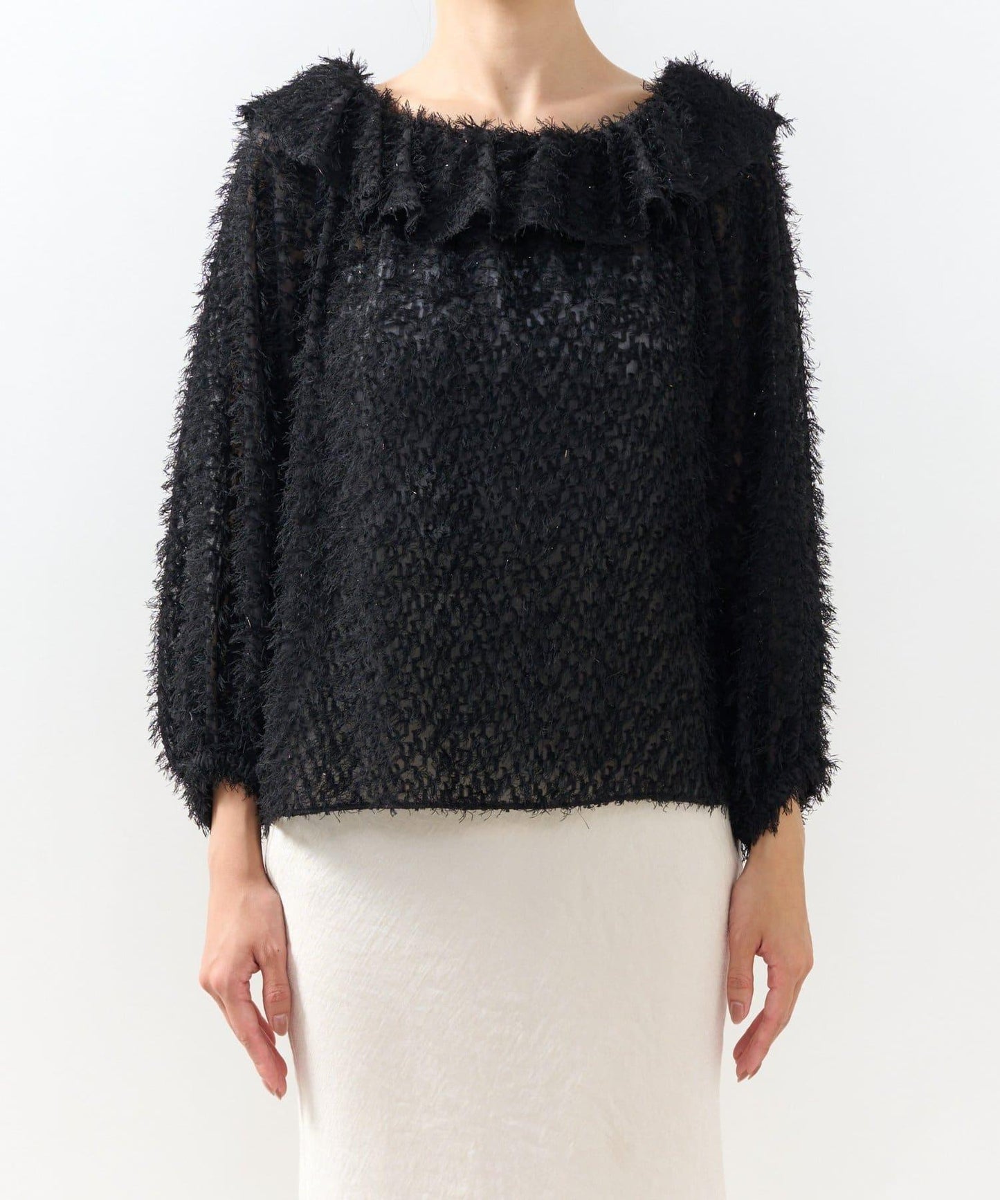 閃光羽毛提花荷葉領襯衫