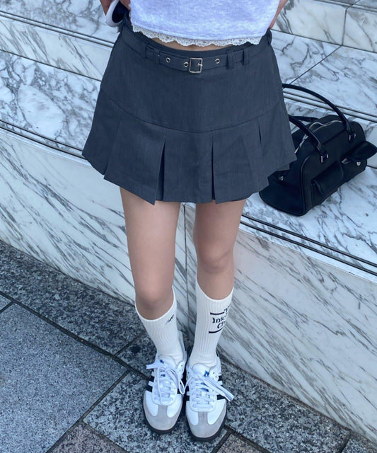 帶子款盒子褶皺短褲