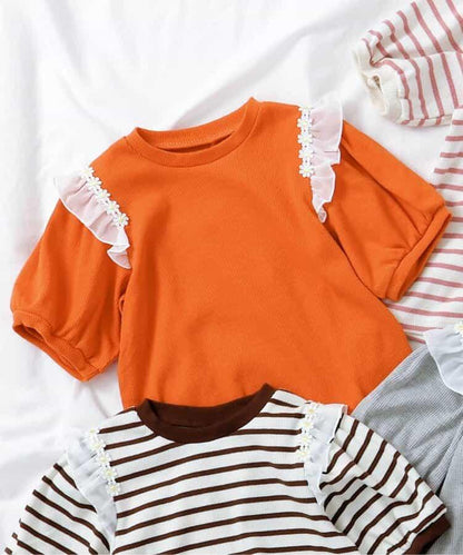 肩褶邊花朵圖案T恤