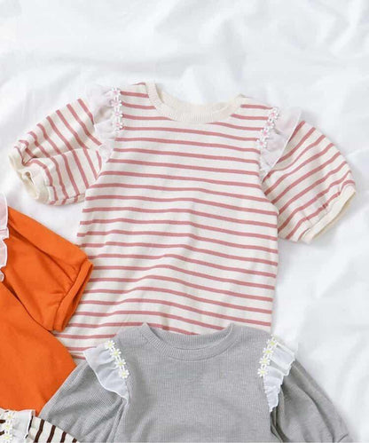 肩褶邊花朵圖案T恤