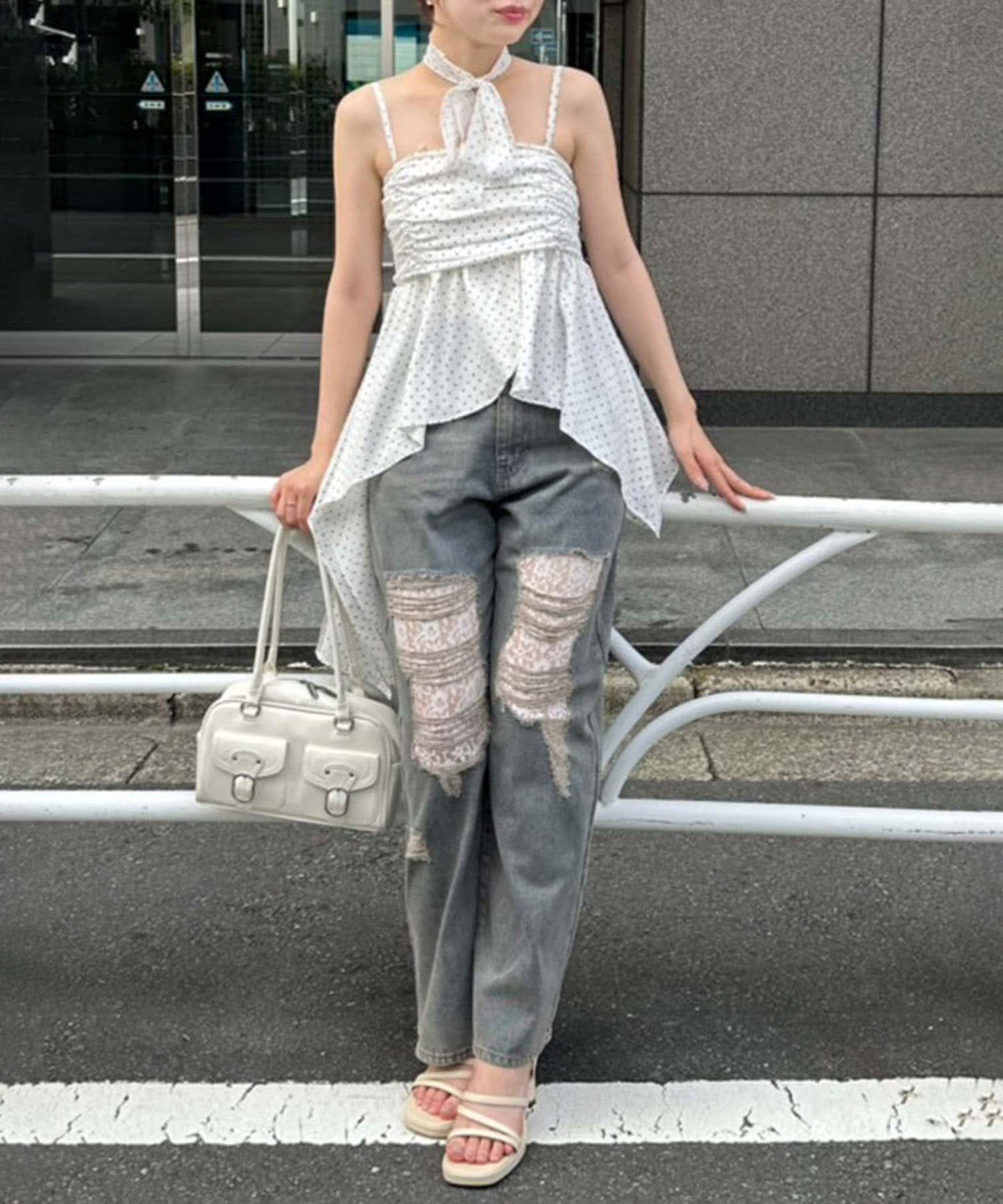 旬顏！損傷蕾絲牛仔褲