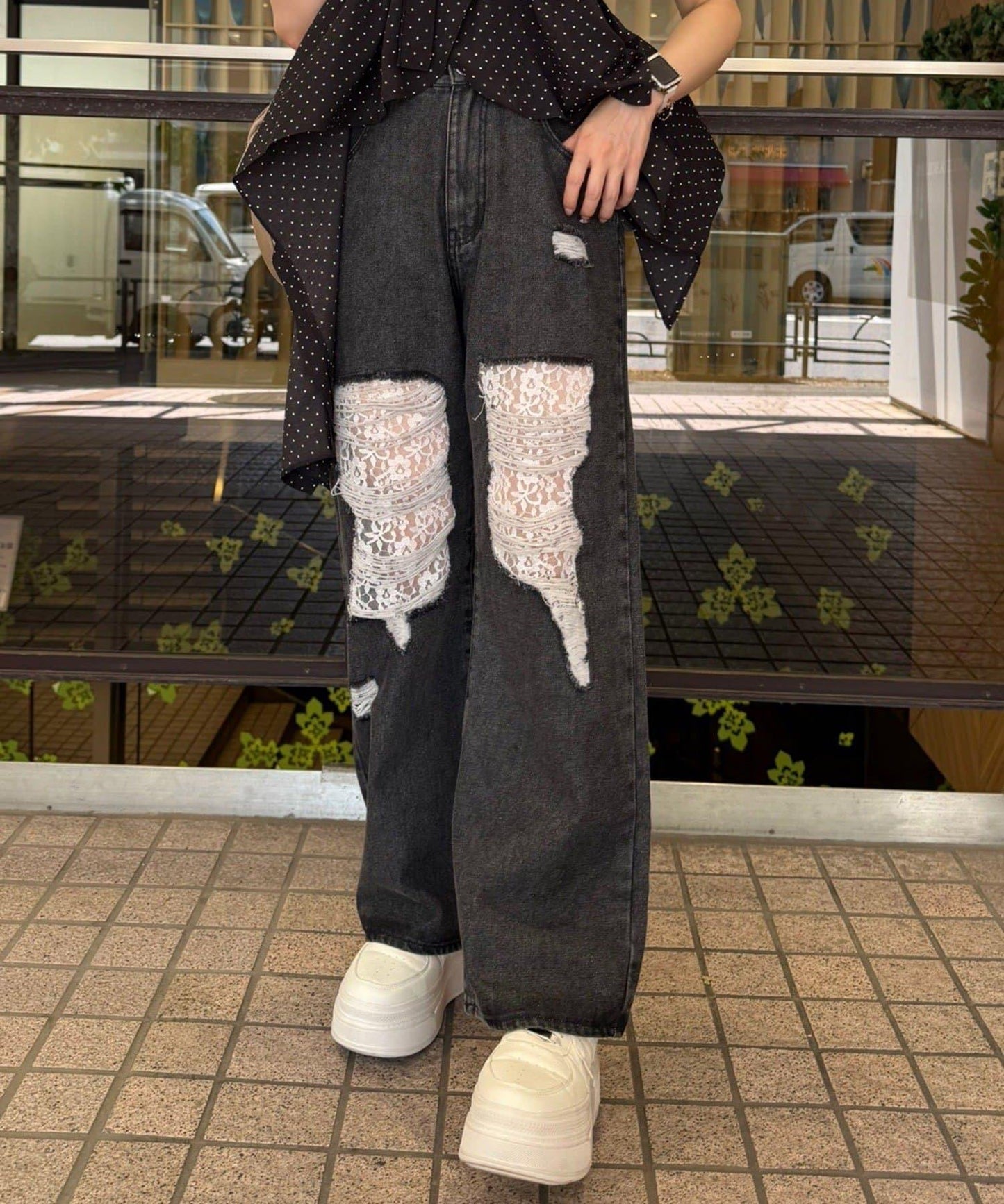 旬顏！損傷蕾絲牛仔褲