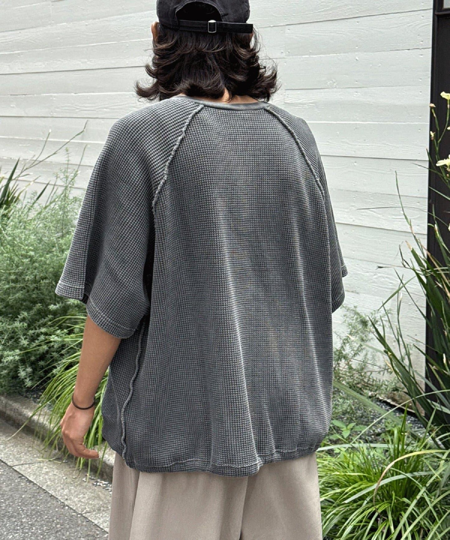 顏料呢華夫餅亨利領T恤