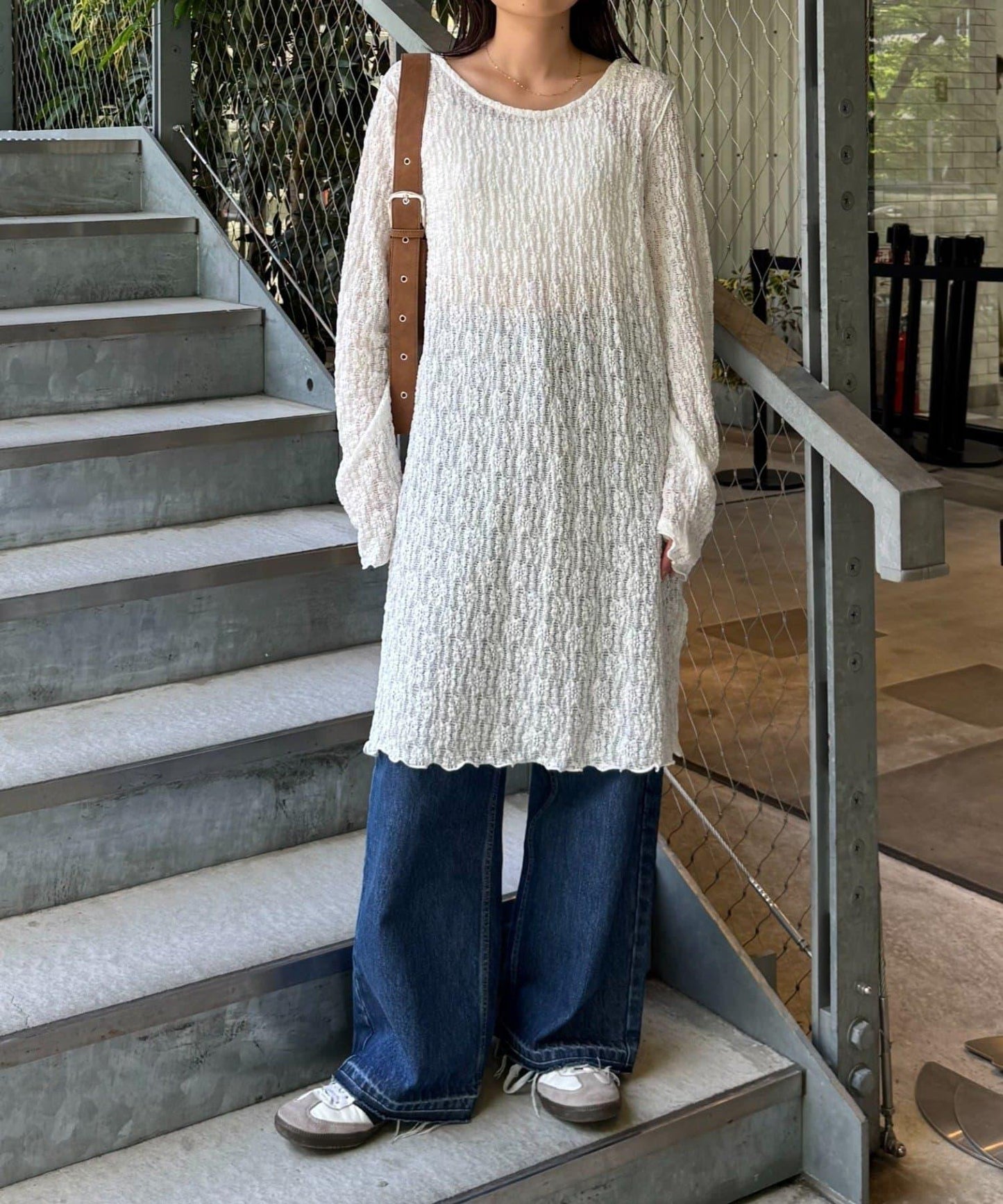 透視蕾絲連衣裙