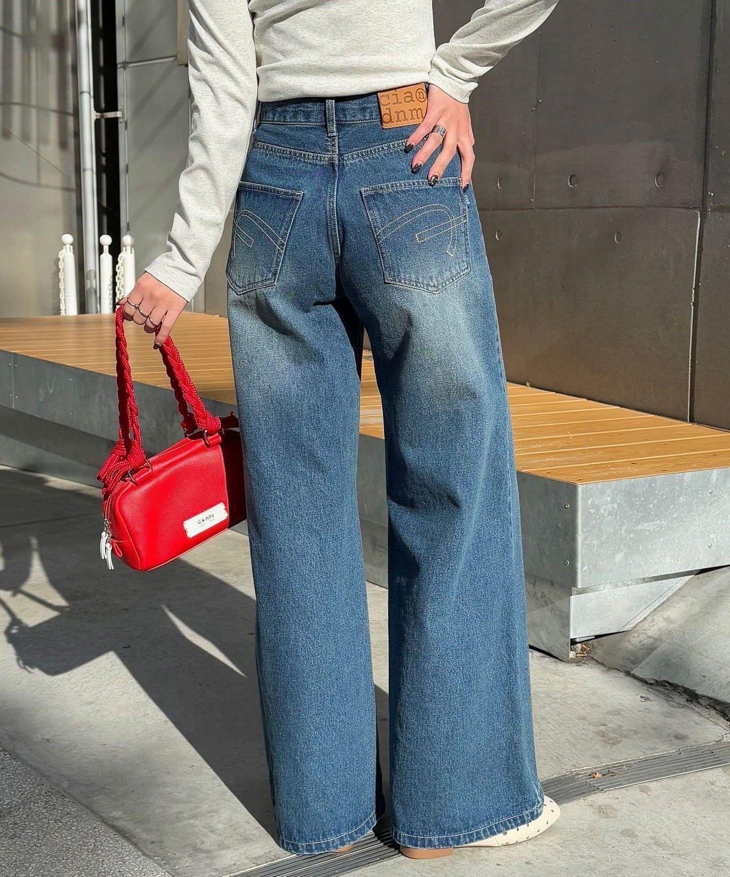 【CIAN DENIM/藍色牛仔布】分裂式前開衩寬鬆牛仔褲#002