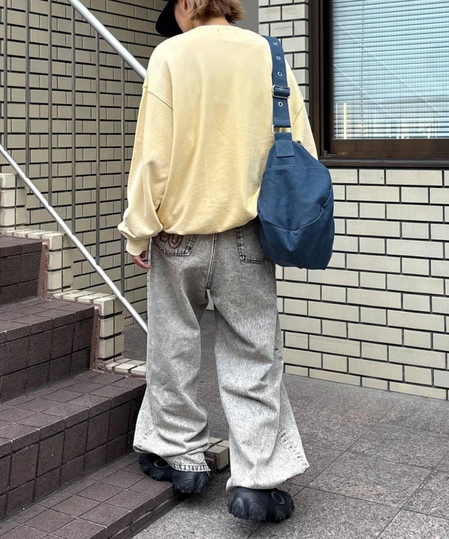 【男女同款】新款酸洗標誌衛衣