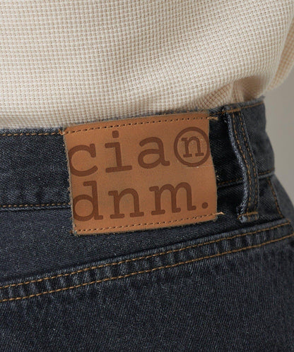 【CIAN DENIM/藍色牛仔布】分裂式前開衩寬鬆牛仔褲#002