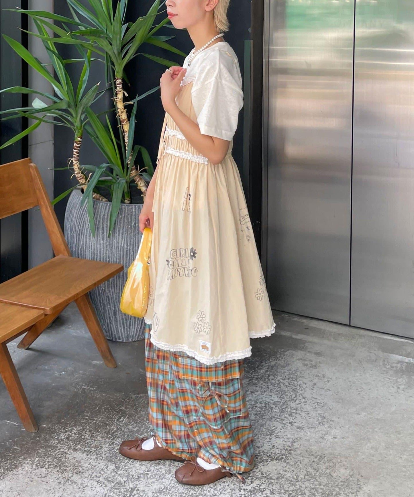 【HELLO.SANFRANCISCO/你好，舊金山】塗鴉風印花蕾絲背心連衣裙