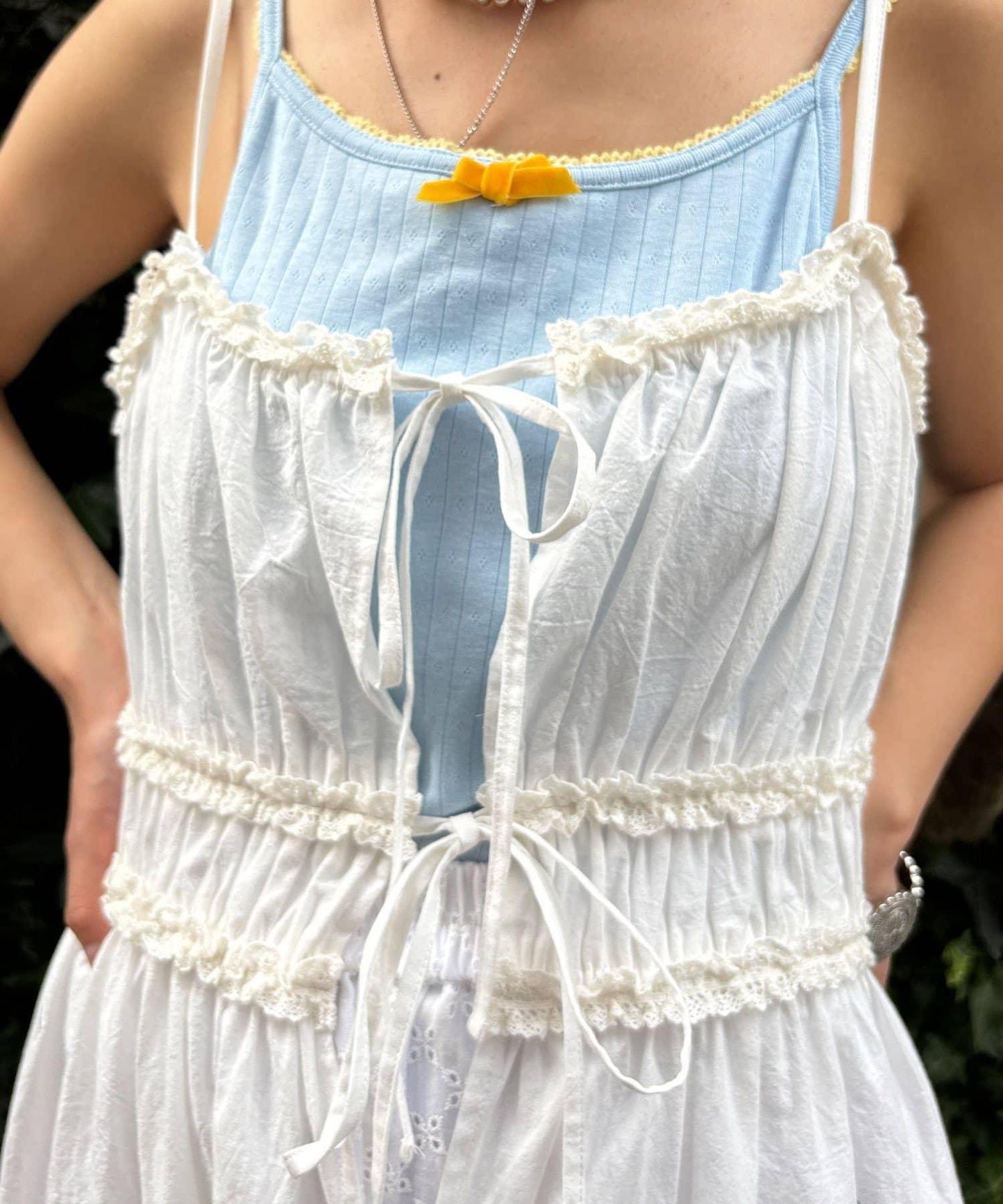 【HELLO.SANFRANCISCO/你好，舊金山】塗鴉風印花蕾絲背心連衣裙