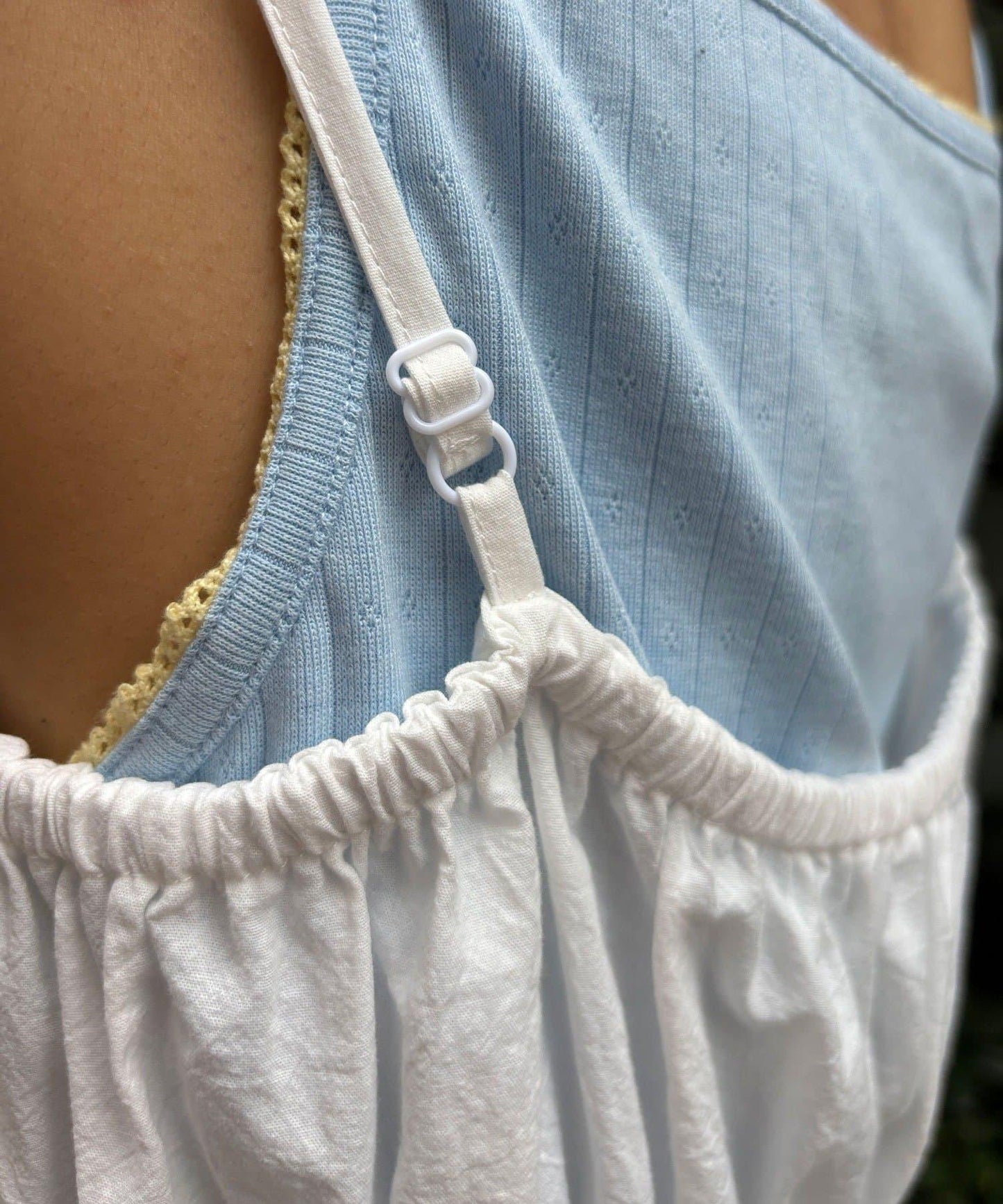 【HELLO.SANFRANCISCO/你好，舊金山】塗鴉風印花蕾絲背心連衣裙