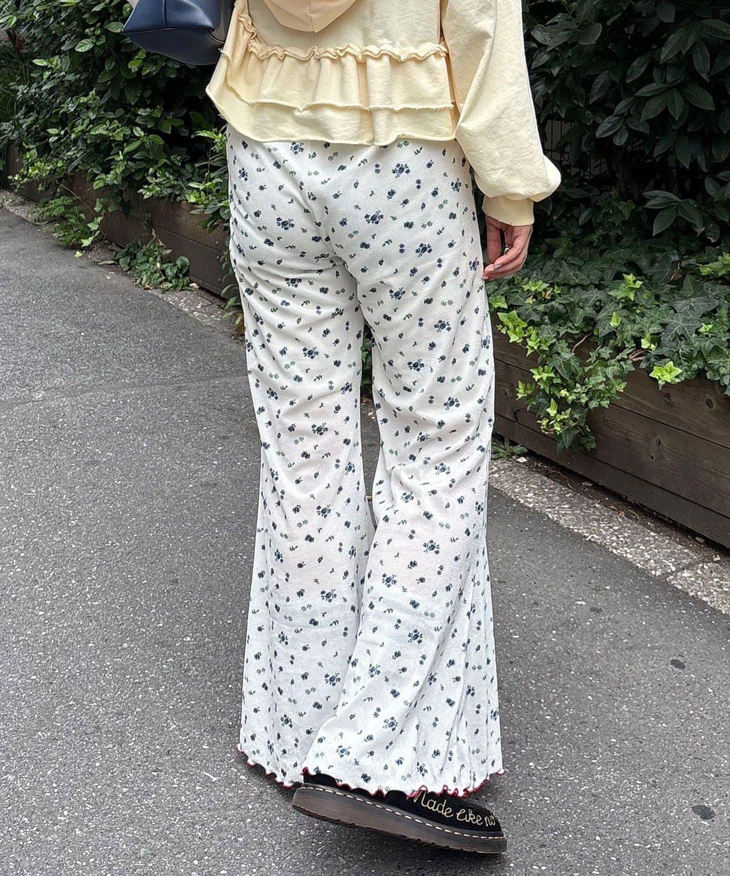 【HELLO.SANFRANCISCO/哈羅舊金山】花色絨布印花喇叭褲