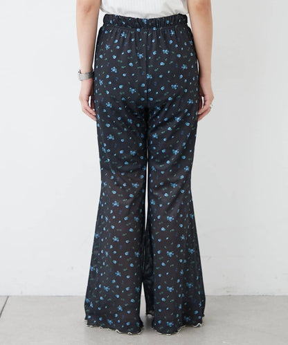 H.S款式絨布印花喇叭褲