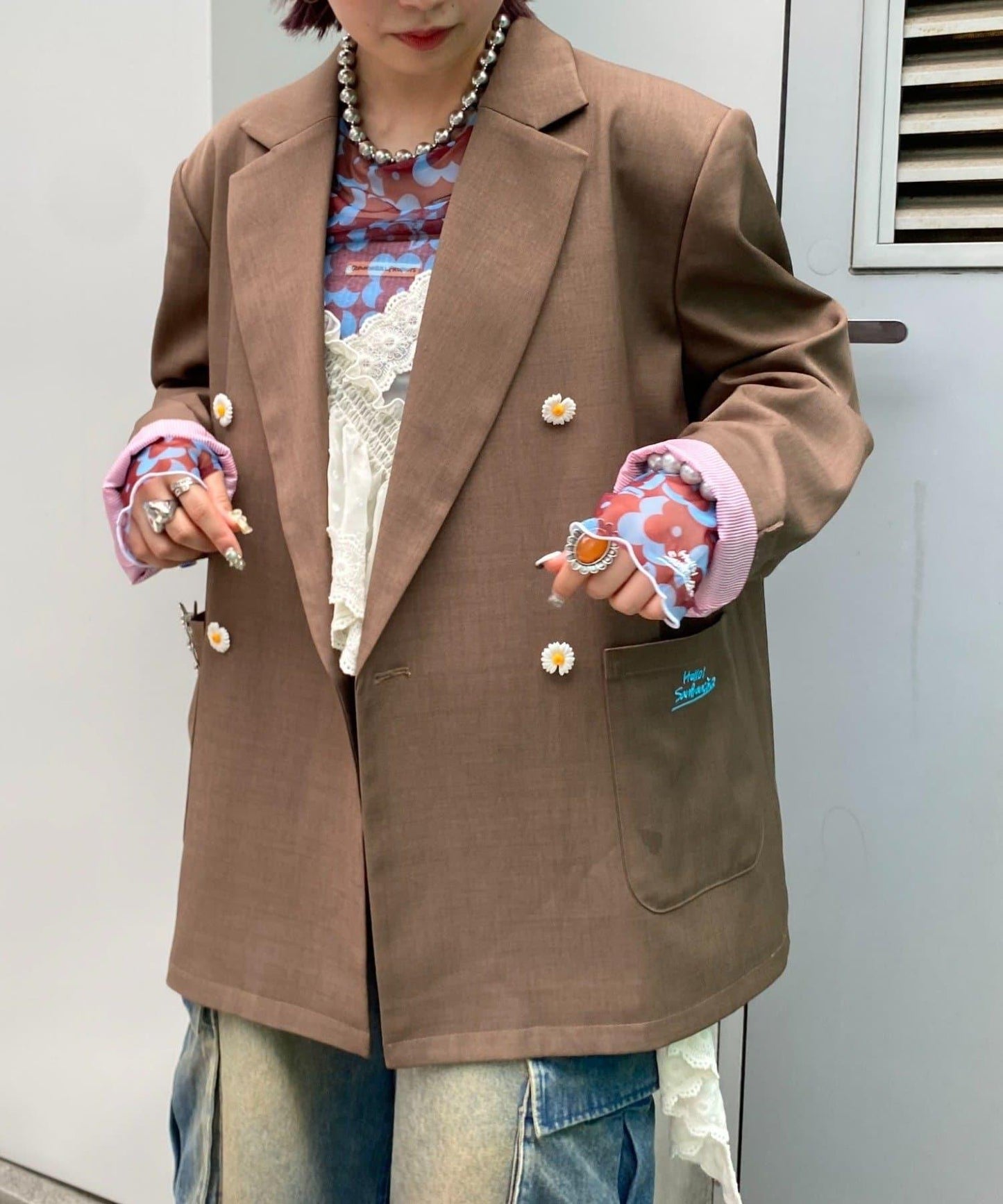 H.S名稱刺繡雛菊紐扣寬鬆夾克