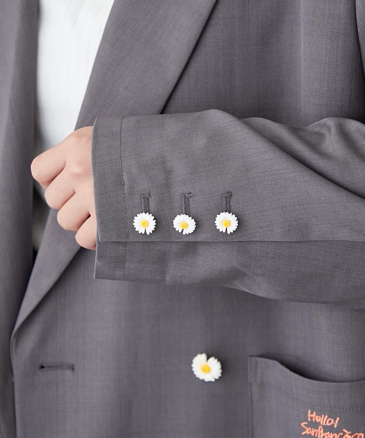 H.S名稱刺繡雛菊紐扣寬鬆夾克