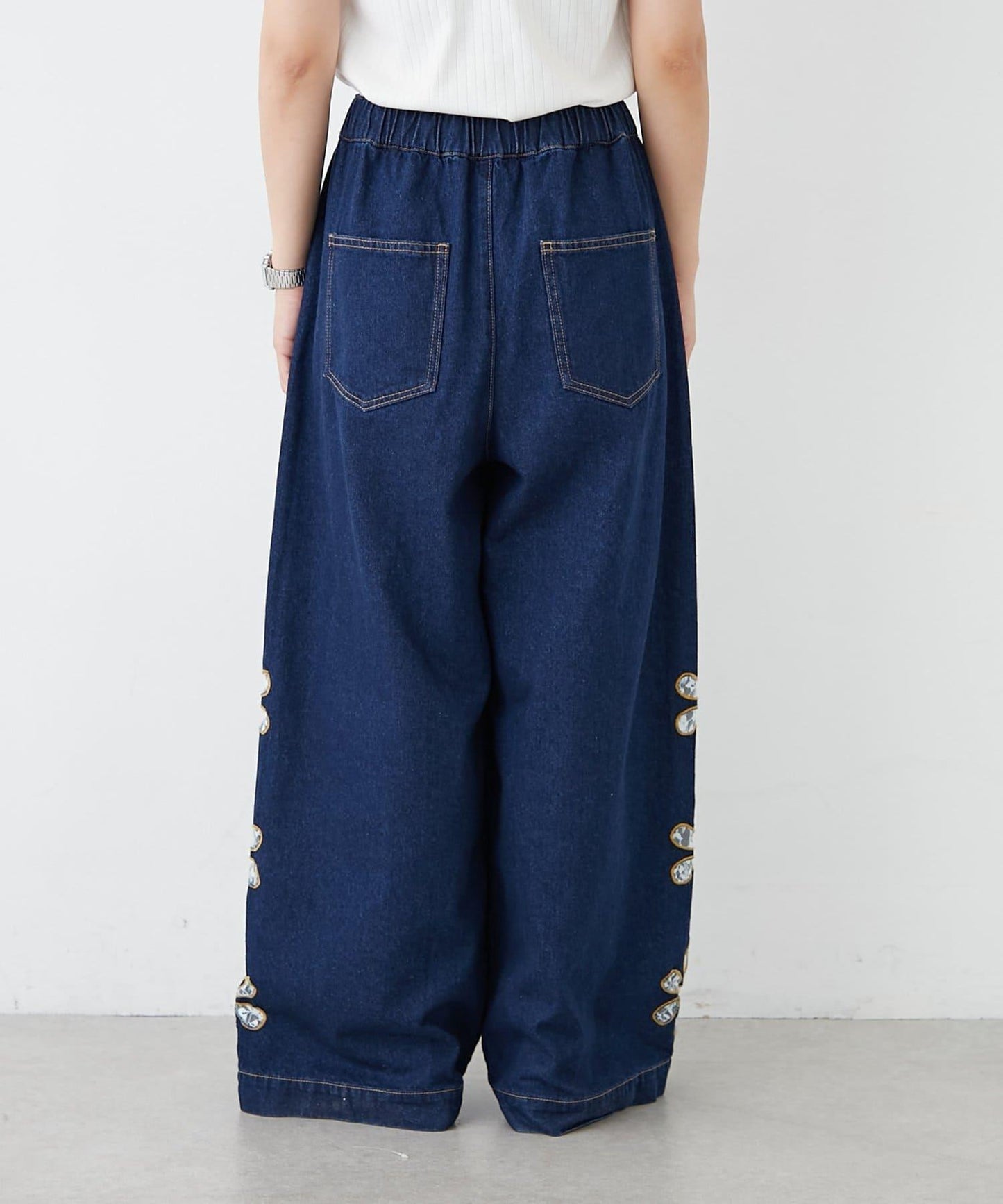 H.S蕾絲花邊寬鬆牛仔褲