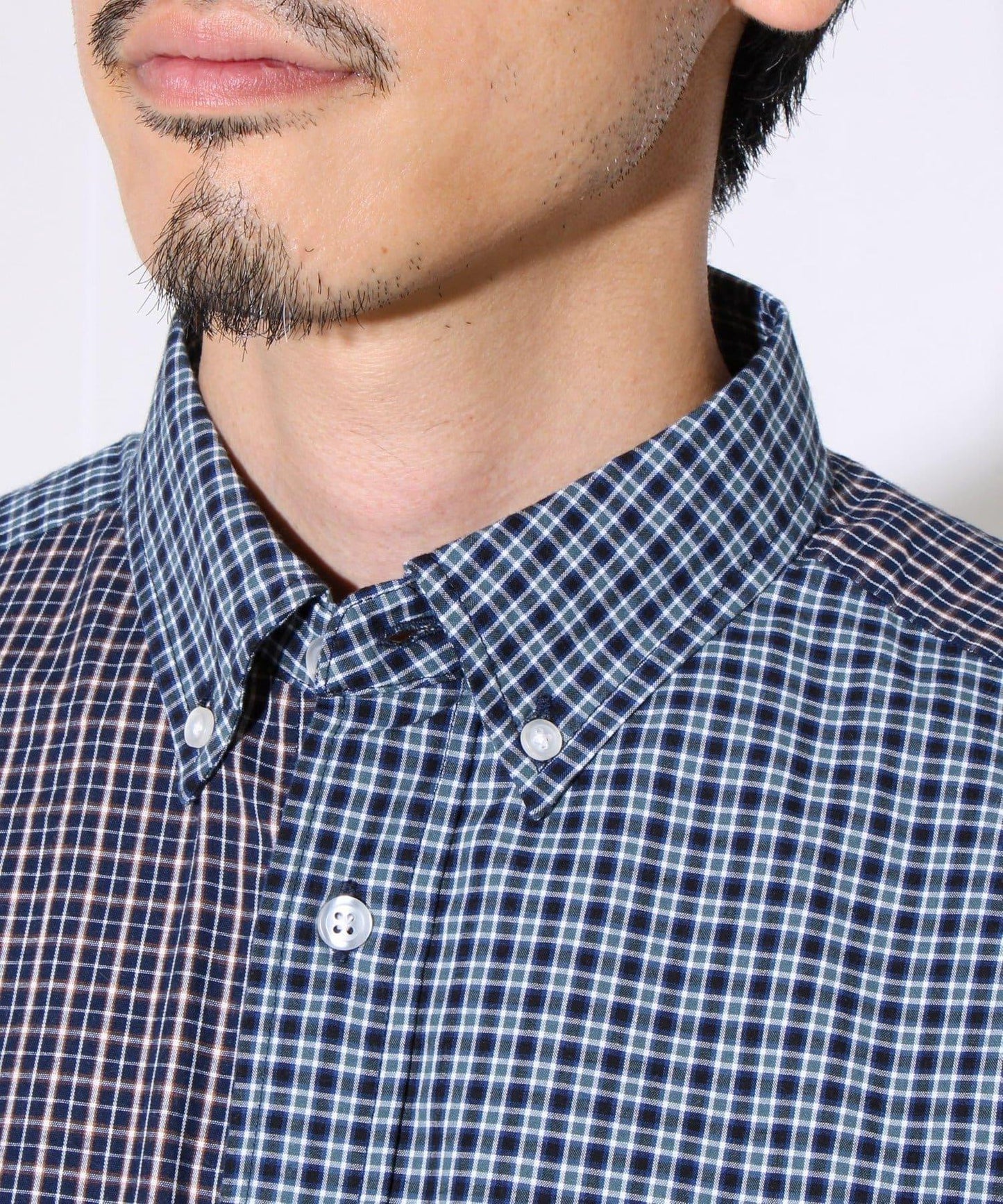 【男孩刺繡】瘋狂圖案 鈕釦襯衫