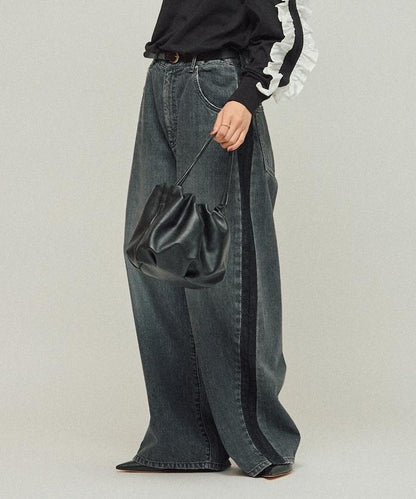 側條紋牛仔褲 / 寬鬆剪裁 曲線牛仔褲 / JL253P10