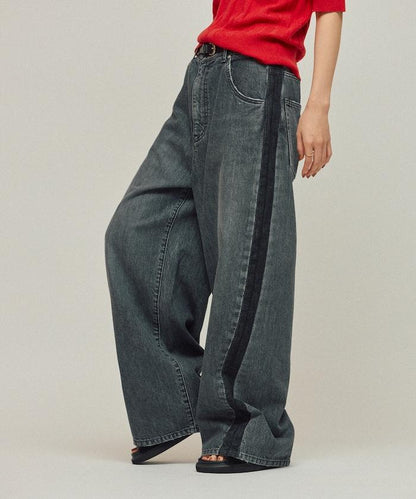 側條紋牛仔褲 / 寬鬆剪裁 曲線牛仔褲 / JL253P10