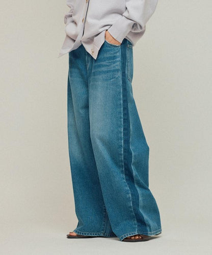 側條紋牛仔褲 / 寬鬆剪裁 曲線牛仔褲 / JL253P10